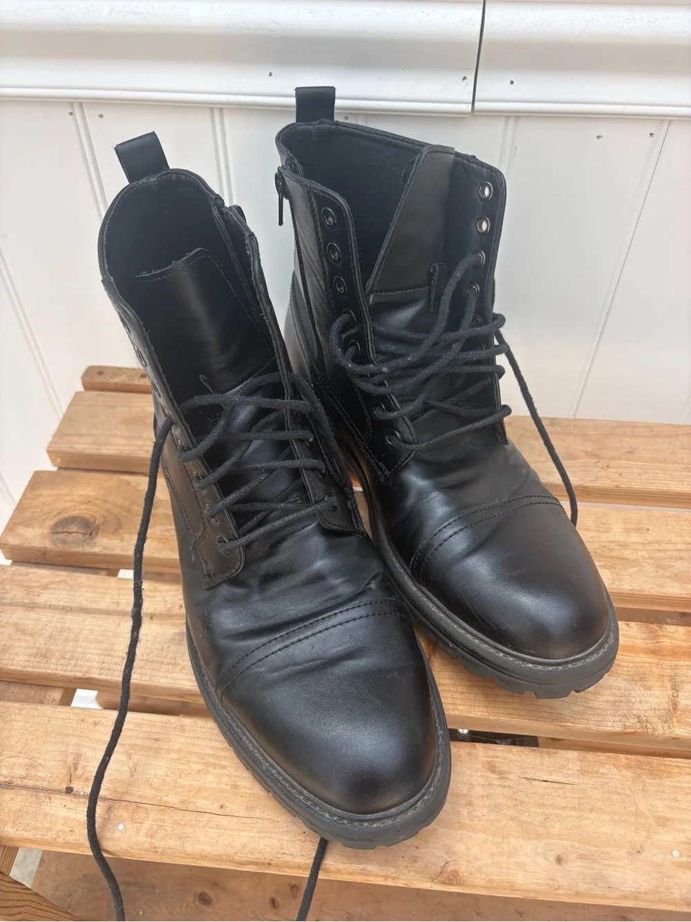 Men's Black balance Leather Lace-Up Combat Boots
